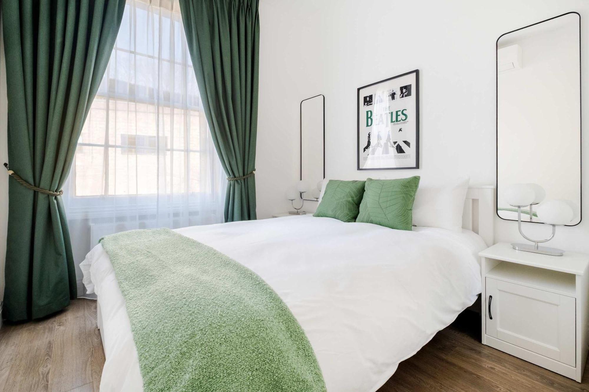 Luxury 4 Bedroom In Appartamento Londra