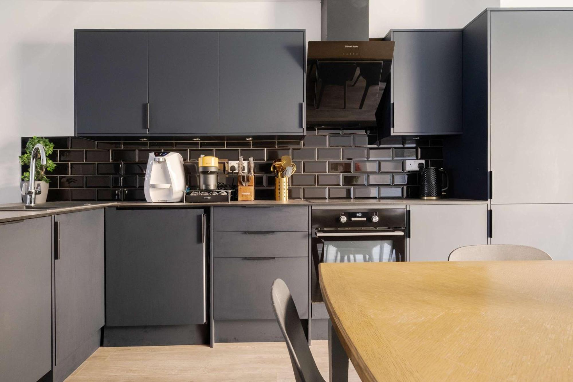 Luxury 4 Bedroom In Londra